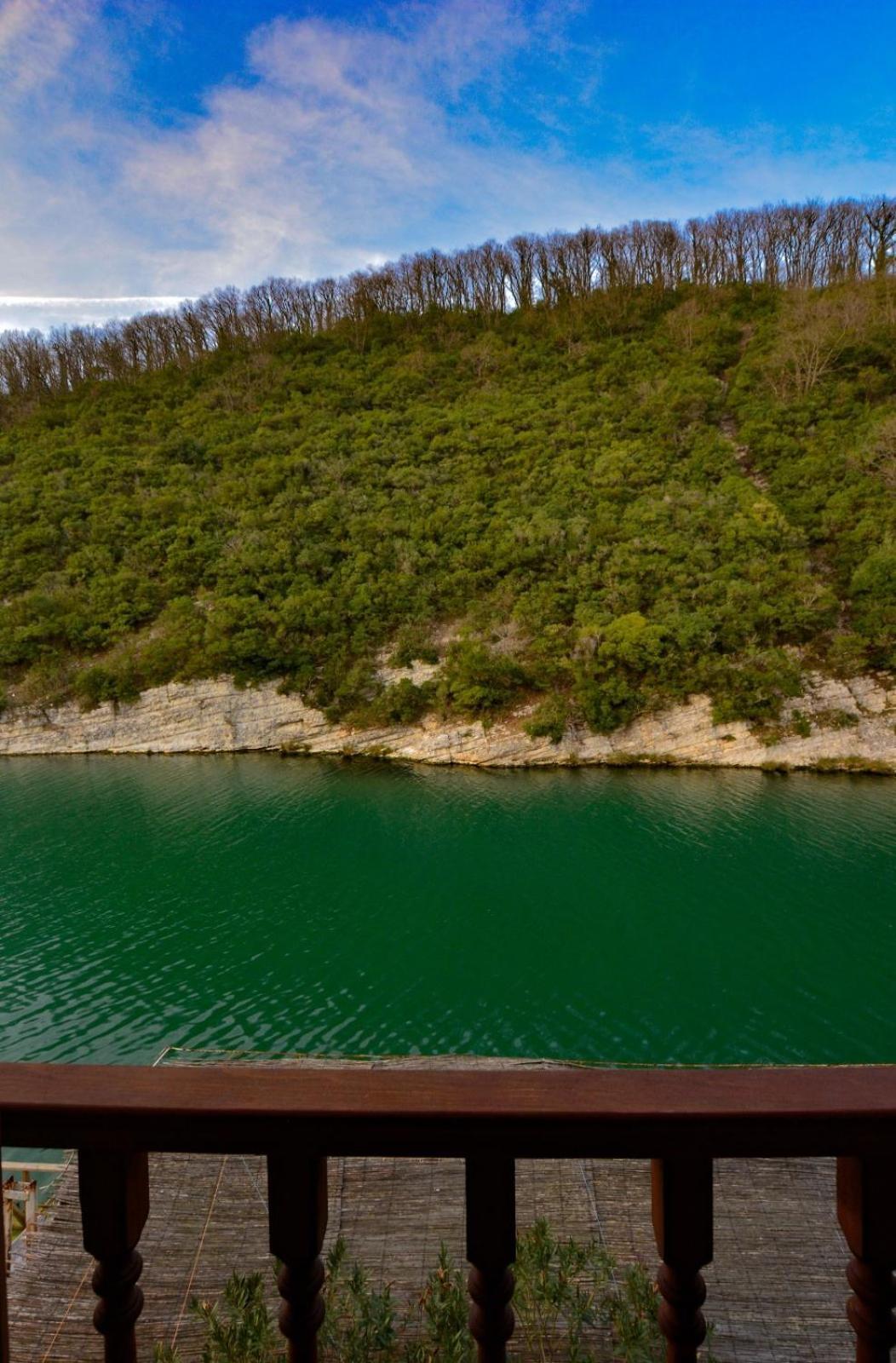 Hill River Hotel Ağva Esterno foto