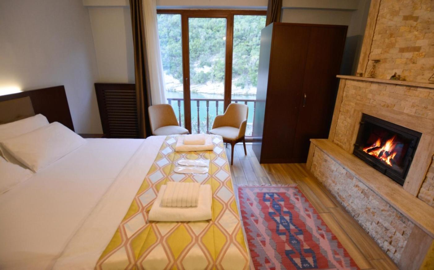 Hill River Hotel Ağva Esterno foto