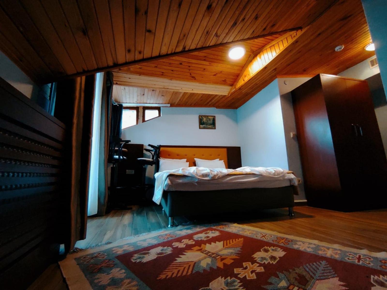 Hill River Hotel Ağva Esterno foto